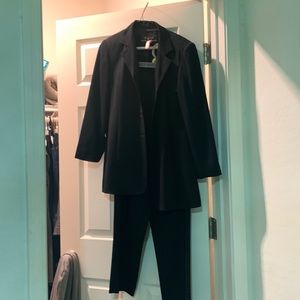 Size 4 black pantsuit